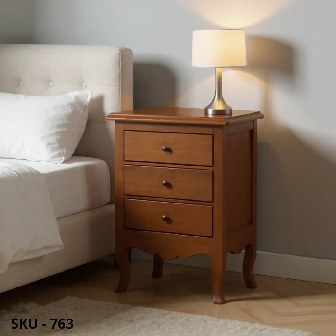 marca-design-shop-comodino-in-legno-3-cassetti-noce-marcadesign-sku763-ambientato