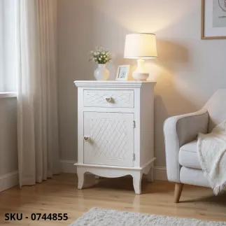 marca-design-shop-comodino-charlene-1-anta-1-cassetto-marcadesign-sku0744855-ambientata