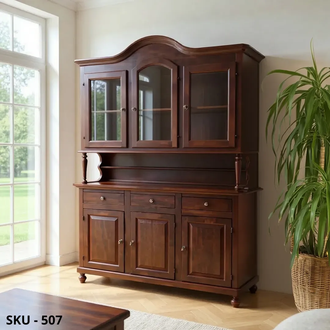 marca-design-shop-vetrina-in-legno-noce-3-ante-e-3-cassetti-arte-povera-stile-classico-marcadesign-sku1508-ambientata