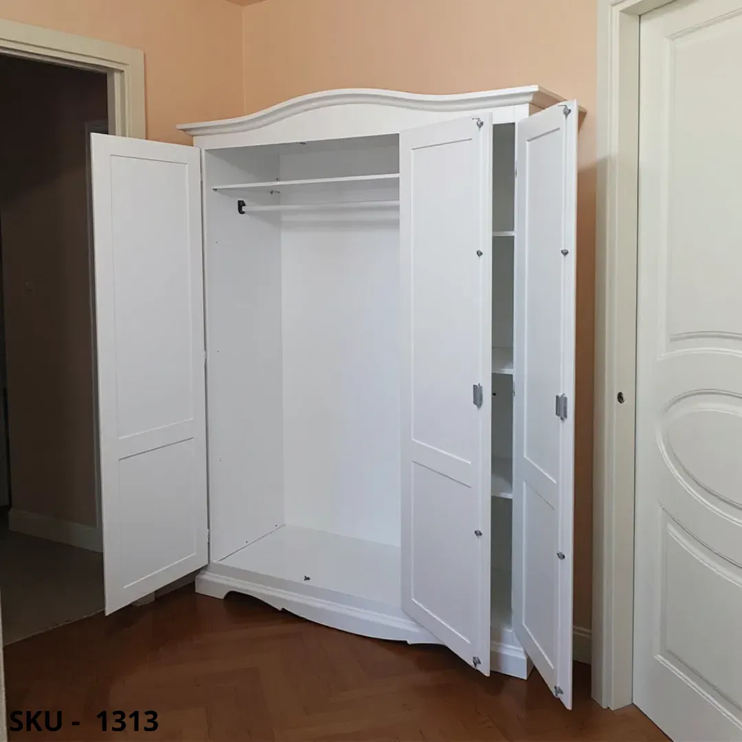 Armadio in legno, con 3 ante - Arte povera - Made in Italy