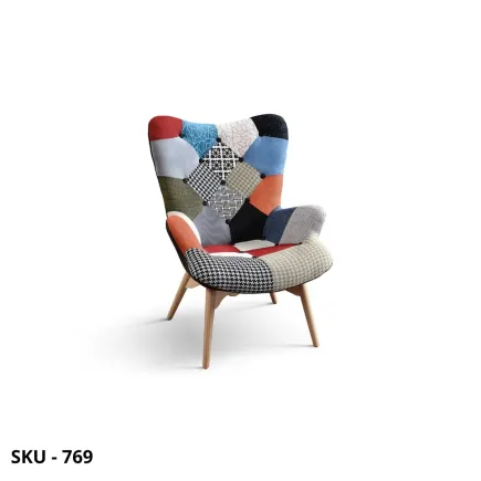 Poltrona Patchwork in Tessuto Multicolore, con Gambe in Legno – Stile Moderno - Contemporaneo – 70×78×96h cm