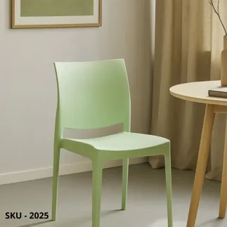 marca-design-shop-stile-moderno-stile-contemporaneo-Set di 4 Sedie in Polipropilene Resistenti ai Raggi UV