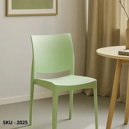 marca-design-shop-stile-moderno-stile-contemporaneo-Set di 4 Sedie in Polipropilene Resistenti ai Raggi UV