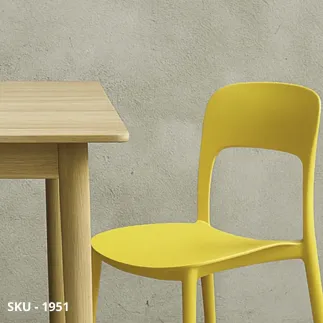 Sedia in plastica, in giallo, bianco, grigio, tortora e nero  - Stile Moderno – Contemporaneo – Made in Italy –  40x40x79H cm