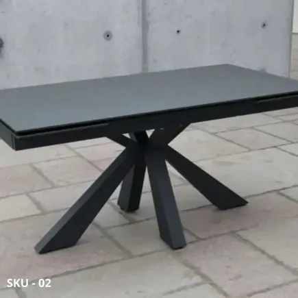 marca-design-shop-stile-moderno-stile-contemporaneo-Tavolo Allungabile con Struttura in Metallo e Piano in Vetroceramica