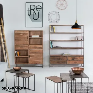 marca-design-shop-stile-moderno-stile-contemporaneo-Libreria Elmer in Acciaio Verniciata e Ripiani in Legno di Acacia