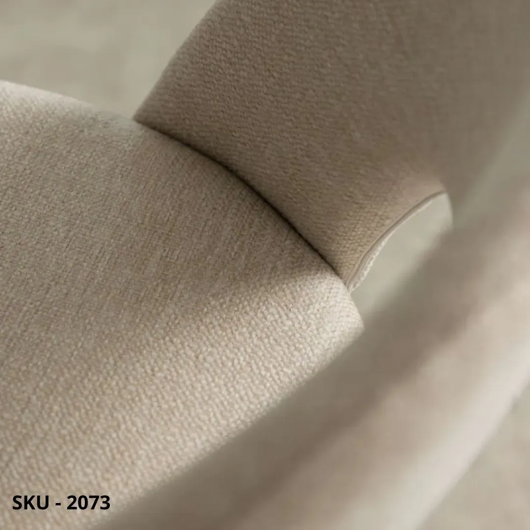 marca-design-shop-stile-moderno-stile-contemporaneo-Set 4 Sedie Imbottite in Velluto Beige e Struttura in Metallo Nero