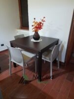 Tavolo con chiusura a libro rovere moro wengè - Mar.c.a Design